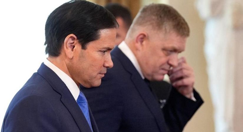 Fico kimondta, amitől Brüsszelben felcsuklanak, pont mikor itt az amerikai külügyminiszter: Ukrajna a Barátság vezetékkel zsarolja Magyarországot