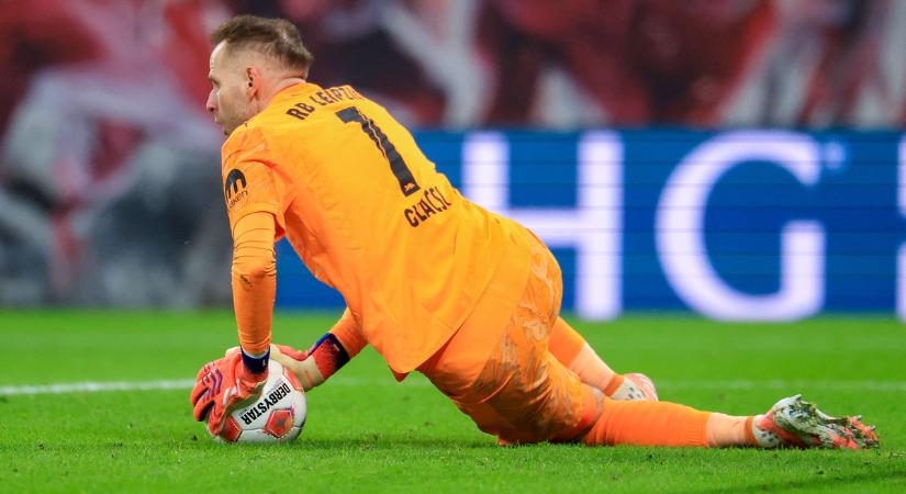 Nagy a baj, Gulácsi Pétert lecserélték egy vetődés után