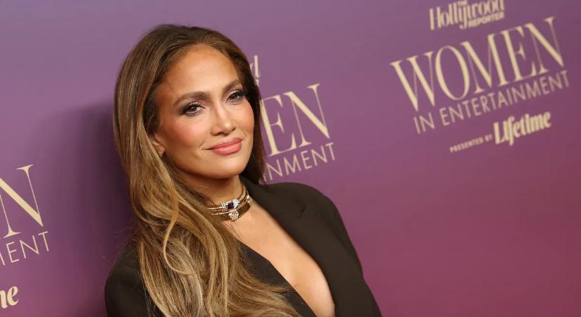 Bosszúálló románcról álmodik Jennifer Lopez: Zac Efron a kiszemeltje?