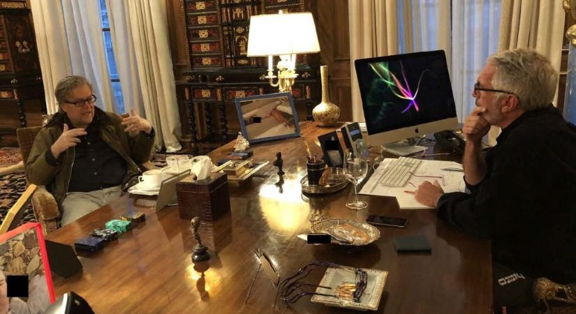 Trump volt tanácsadója arról levelezett Epsteinnel, hogyan csinálják ki politikailag Ferenc pápát