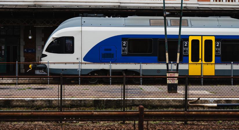 Így döntötte romba a MÁV-vonalait a vasárnapi gigavihar: késésekre, hosszú eljutási időre számíthatnak az utasok