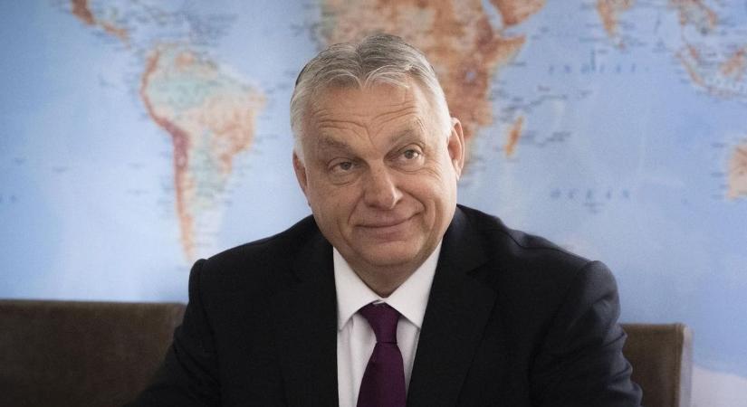 Látványos különbség: Orbán Viktor büszke lehet a kormánypárt támogatóira – míg a Tiszának van miért szégyenkeznie (VIDEÓ)