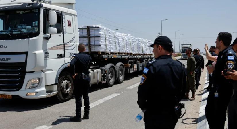 Izrael engedélyezte édességek és energiaitalok Gázai övezetbe szállítását a ramadán előtt