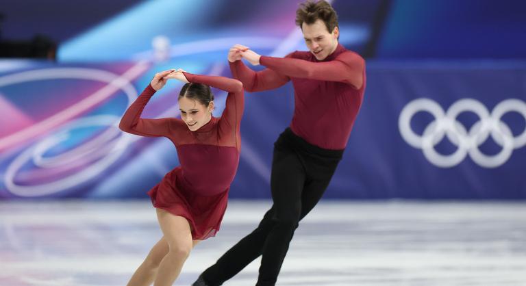 Világbajnokok a vert mezőnyben, a magyar műkorcsolya páros a 4. helyen várja a hétfői kűrt