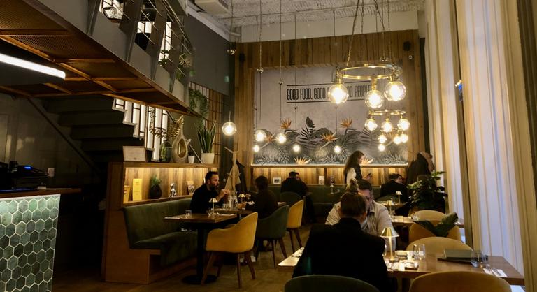 Állítólag most ez a steakező Budapest No. 1 étterme, Pierre benyitott oda