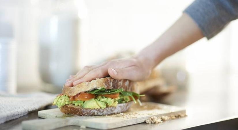 Ez a gyümölcs szendvicsfeltétnek is jó, ráadásul egyszerre védi a szívet és a látást