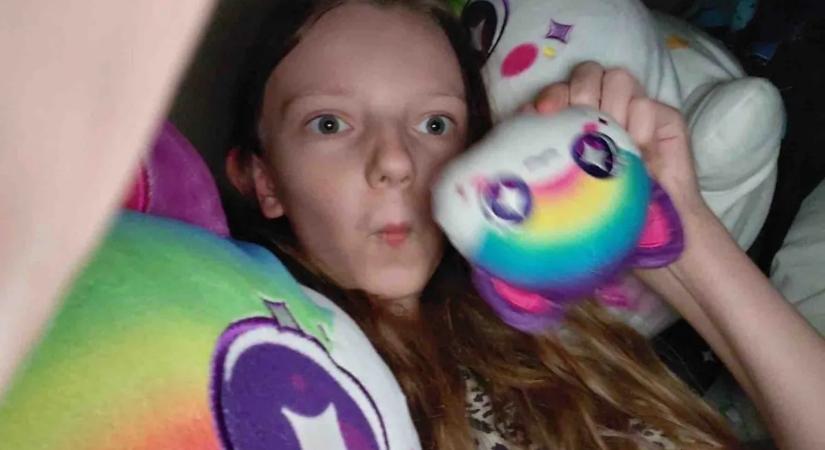 Azt hitték, csak a stressz miatt hányt: a világ legritkább agydaganata támadta meg a 11 éves lányt