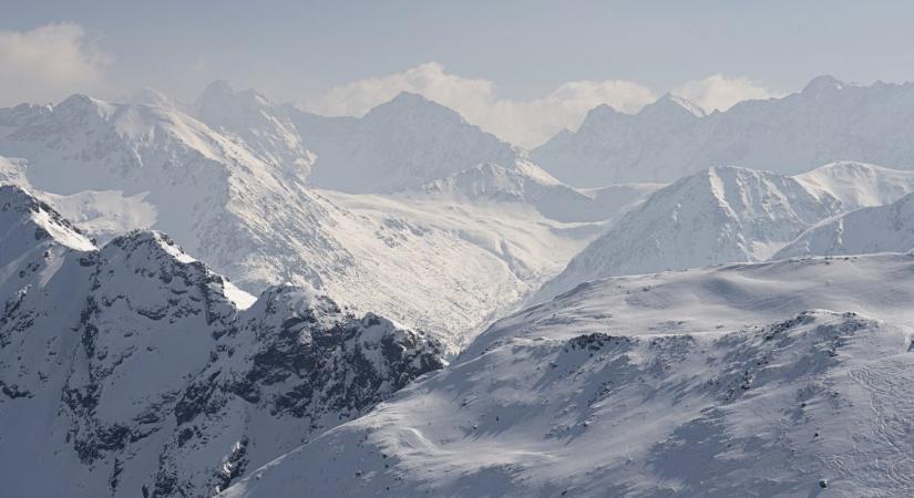 Többen életüket vesztették egy lavina miatt az Alpokban, a Magas-Tátrában is meghalt egy férfi