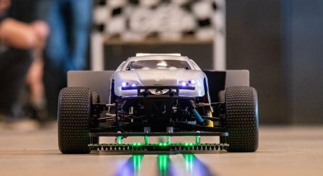 A jövő mérnökei csapnak össze a 2026. február 14-i RobonAUT versenyen