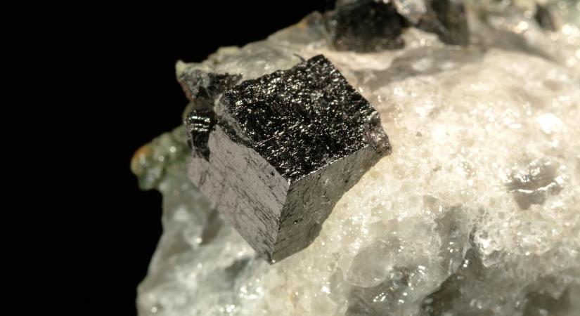 Mi az a perovszkit LED és miért hozhat környezetvédelmi fordulatot?