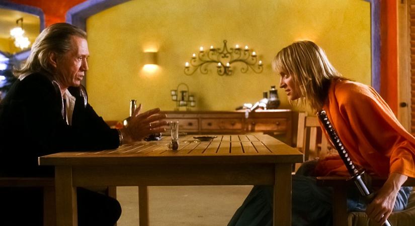 Extrém jelenetekkel érkezik a mozikba Quentin Tarantino korszakalkotó thrillere, nem akármit mutat meg
