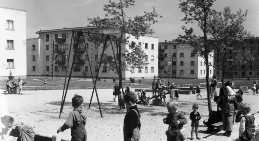 Hogy hívják ma Sztálinvárost? 8 kérdéses kvíz a régi szocialista elnevezésekről, amelyre nem mindig lesz könnyű a válasz