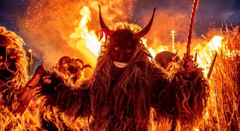 Vízre került a tél koporsója Mohácson, a busók nemsokára elűzik a hideget