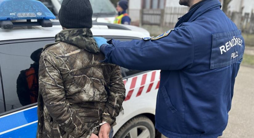 Három férfi és egy nő: díler famíliára csaptak le a nyomozók Balmazújvárosban