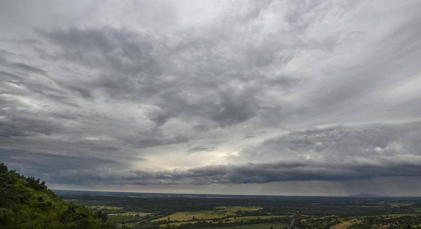Változékony, szeles idő várható a héten, csütörtökön jelentős mennyiségű csapadék érkezhet