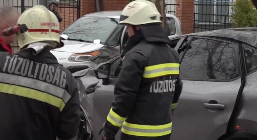 Rosszullét miatt szenvedett balesetet Vladan Matics. Felborult autójával Szegeden