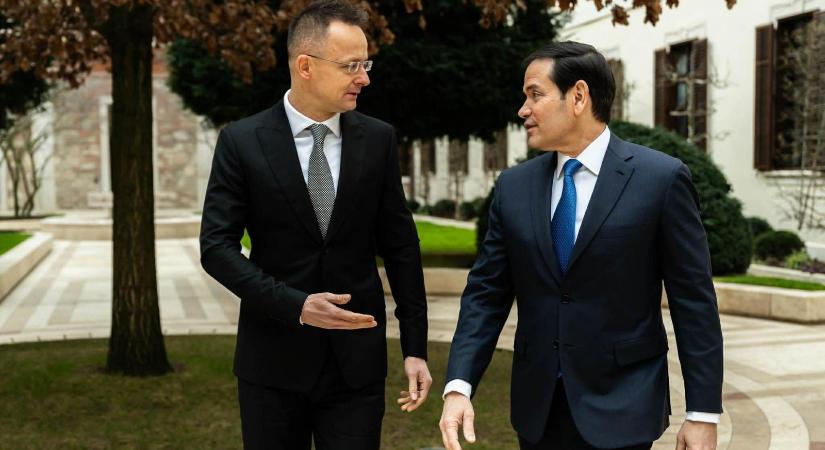 Atomenergetikai megállapodást írt alá Szijjártó Péter az amerikai külügyminiszterrel, mert így lehet fenntartani a rezsicsökkentést