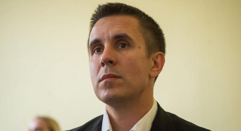 Súlyosabb büntetést kér Czeglédy Csabáékra az ügyészség