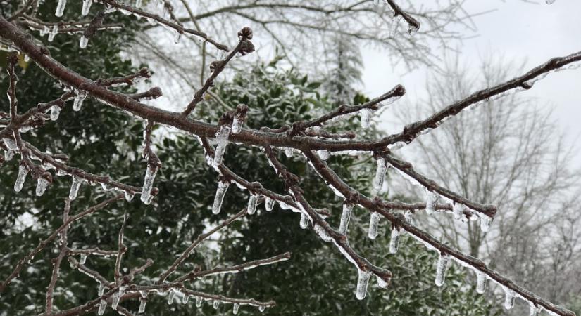 Havazás és ónos eső érkezik, figyelmeztetés érvényes több vármegyében