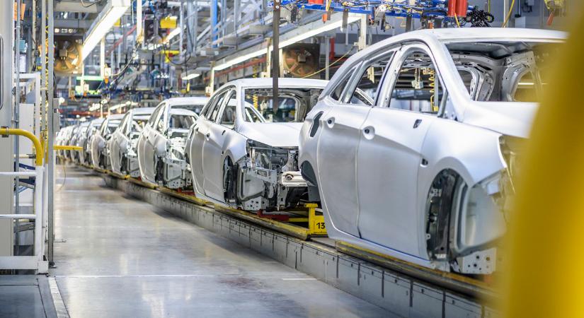 Kikerülhet az új autókból az egyik legbosszantóbb funkció