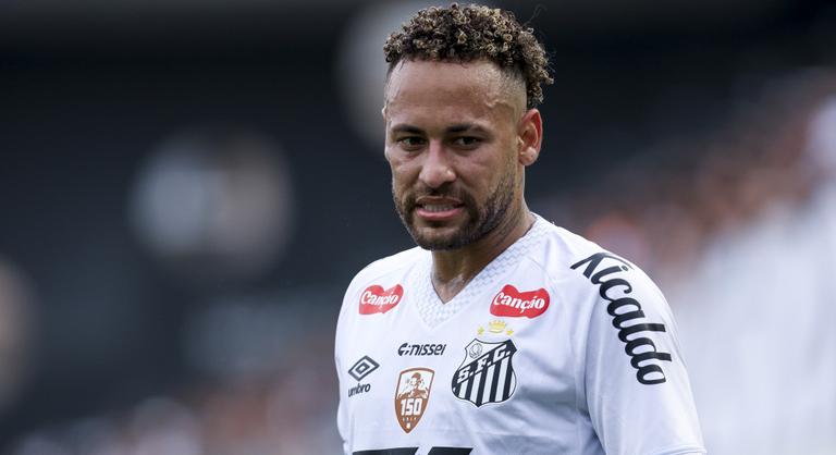 videó: Horrorisztikus belépő fogadta a két hónap után visszatérő Neymart