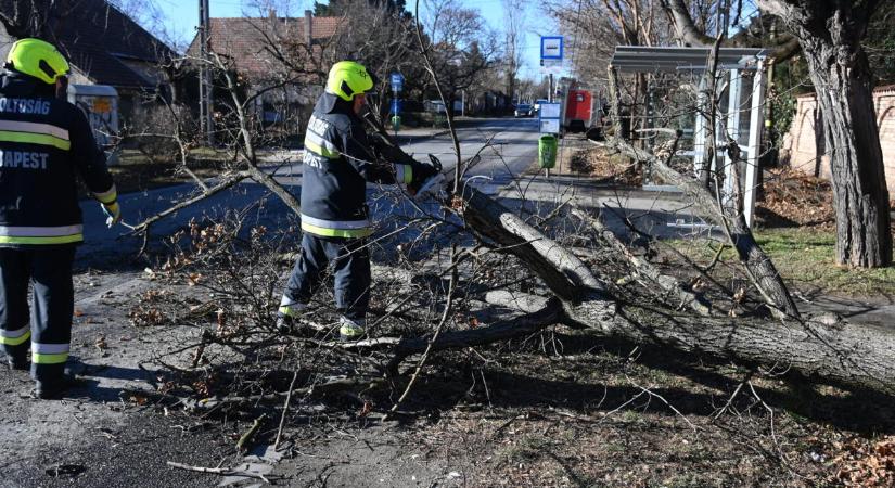 Betört a hidegfront, 135,7 km/órás szelet mértek vasárnap