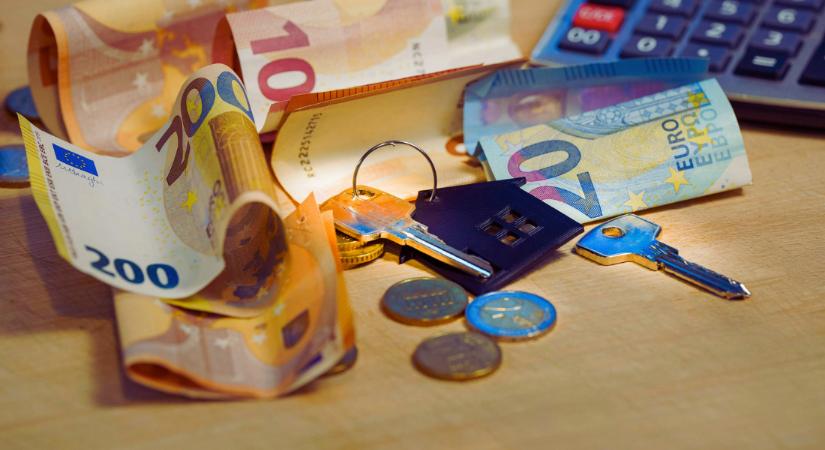 Mélyebbre kell nyúlnunk a zsebünkbe: kilőttek az élelmiszer- és energiaárak