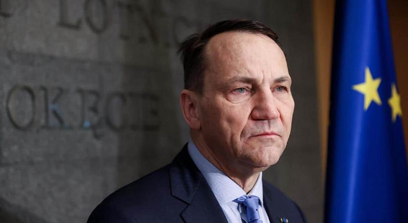 Sikorski: Európának minden joga megvan ahhoz, hogy ott üljön a tárgyalóasztalnál