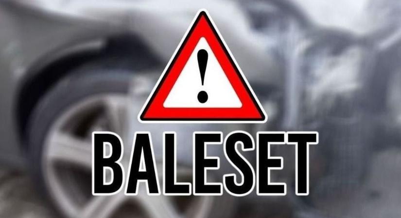 Brutális frontális ütközés a szabolcsi úton – roncsok közül emelték ki a sérülteket