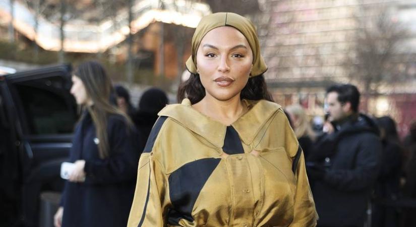 A hét szettje: a molett modell egy csodás összeállításban egyesítette a tavaszi trendeket