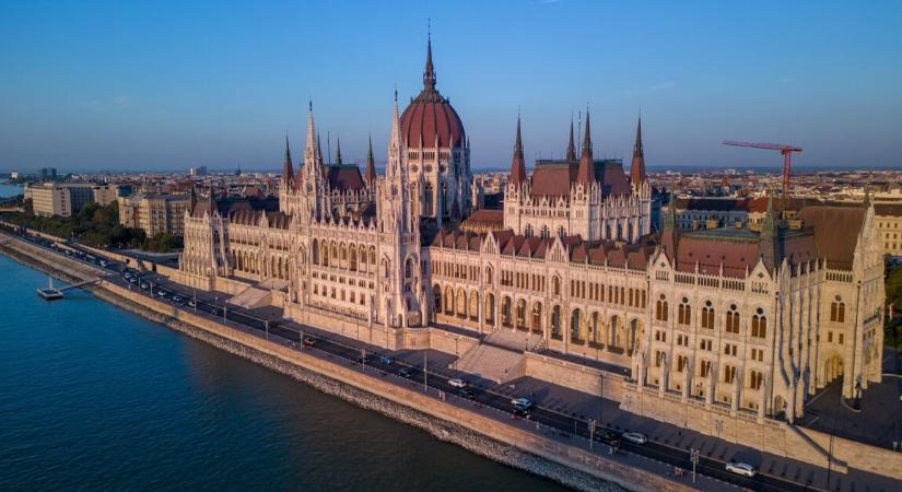 Megjött Magyarország kormányának hétfői rendkívüli bejelentése