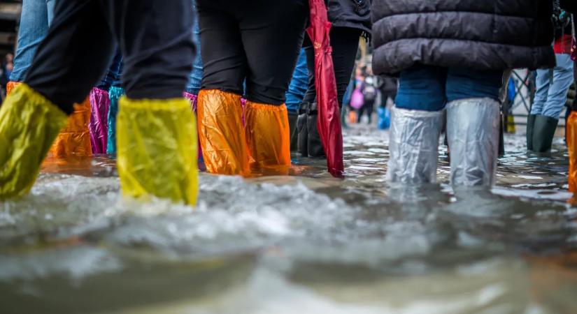 Kiadták a vészjelzést: földcsuszamlás és árvíz miatt rendkívüli helyzetet rendeltek el