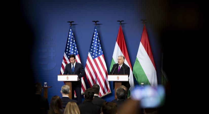 Kényes kérdést is kapott Marco Rubio a Karmelitában