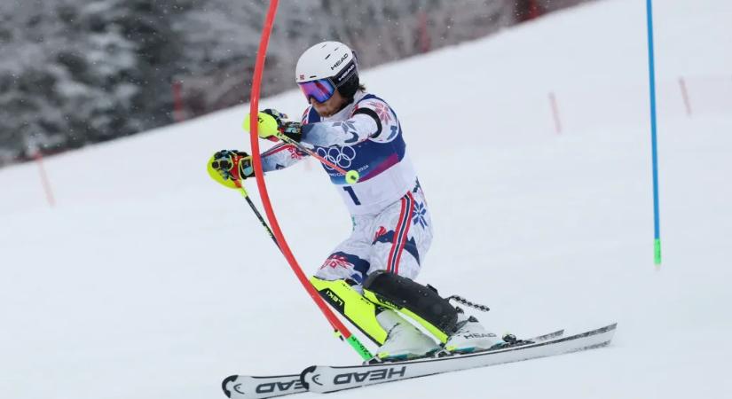 Rálépett egy kapura, kiesett és dührohamot kapott a topfavorit, svájci aranyérem szlalomban