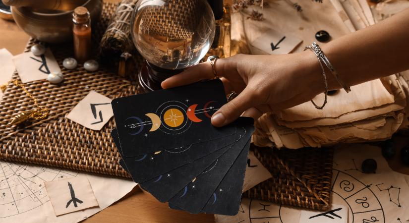 Heti Tarot jóslás február 16-22: valódi egymásra találást jeleznek a lapok