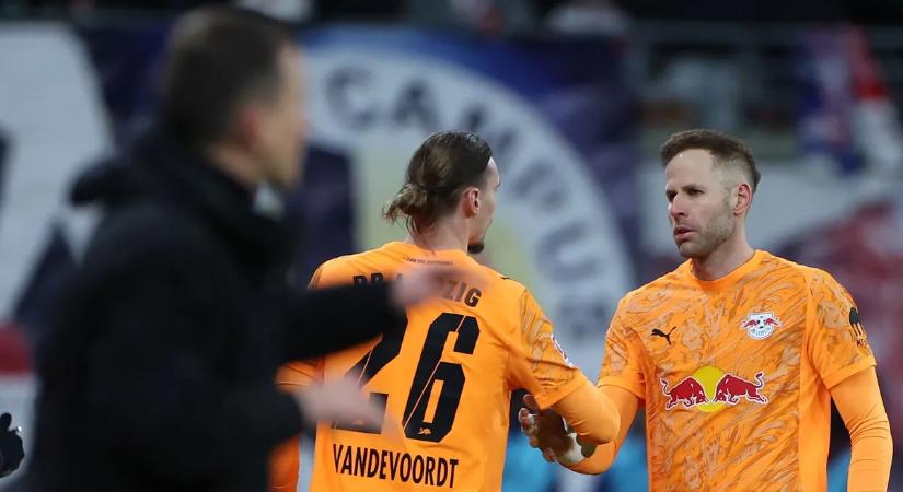 Hetekig nem számíthat Gulácsi Péterre az RB Leipzig