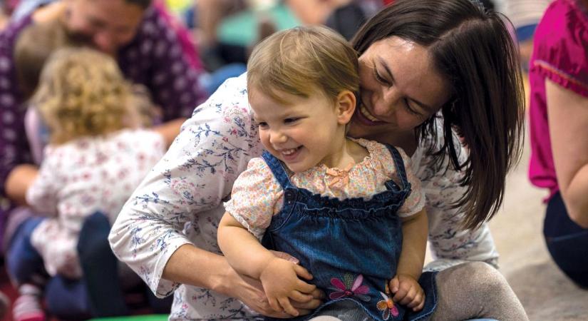 Kapaszkodjunk: közel 1400 milliárd forintos jövedelemtranszfer érkezik a választókhoz februárban