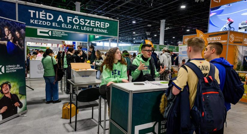 Élmezőnyben az SZFE a művészeti egyetemi képzések rangsorában