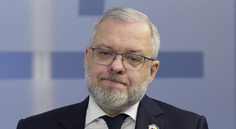 Őrizetbe vették a volt ukrán energiaügyi minisztert, akit kenőpénz tisztára mosásával vádolnak