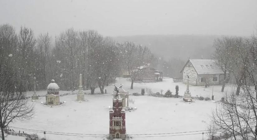 Budapesten és az ország nyugati részén megint havazik