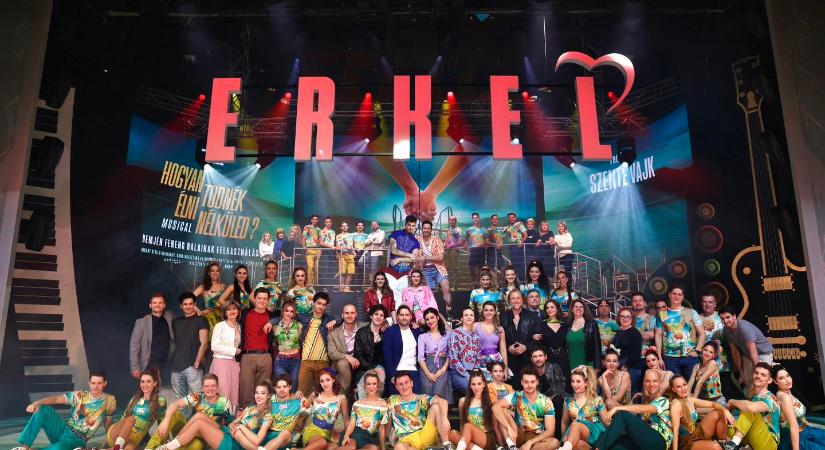 Ha ezt megnézi, a jégszíve egészen biztosan olvadni kezd!