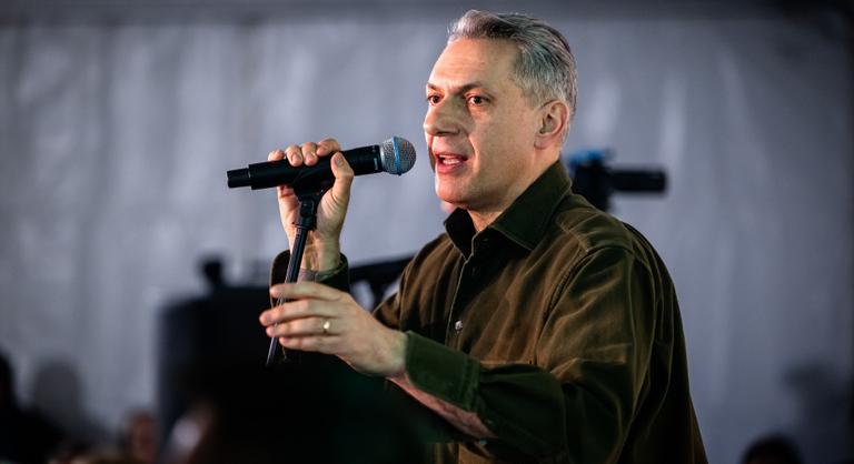 Levélben fordultak a vasutasok és buszvezetők Lázár Jánoshoz, a hamarabbi nyugdíjazást kérik