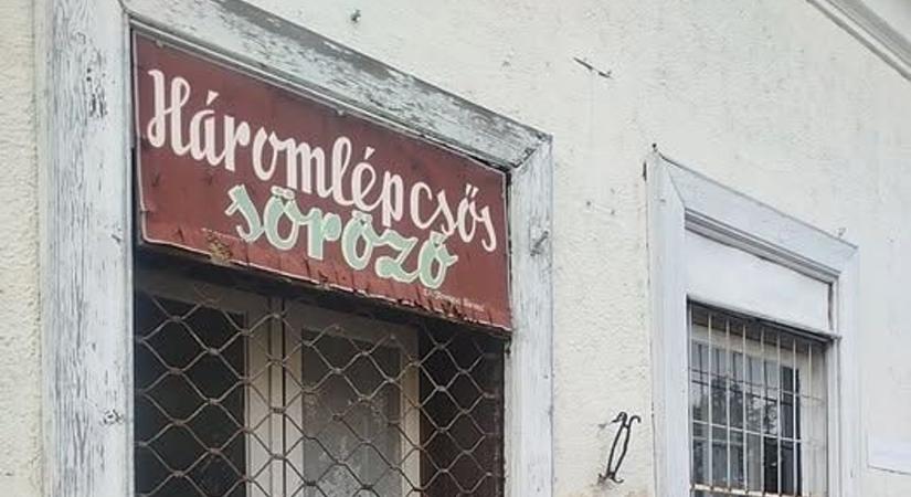 Itt bújtak el a főnök elől, és itt adták az utolsó csókot Újhelyen: egy legendás kocsma emlékezete
