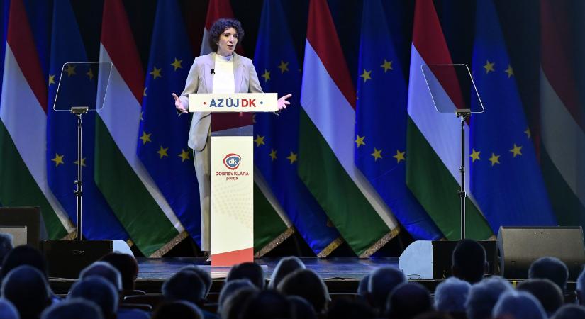 Élesen bírálja az OTP Bankot Dobrev Klára