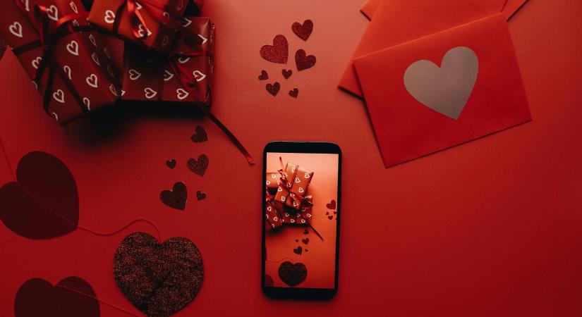 Így ünnepelték a sztárok a Valentin-napot: romantika és cukormáz minden mennyiségben