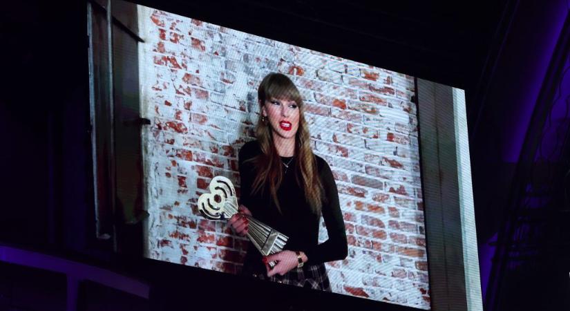 Vádat emeltek a férfi ellen, aki terrortámadást akart végrehajtani Taylor Swift bécsi koncertjén