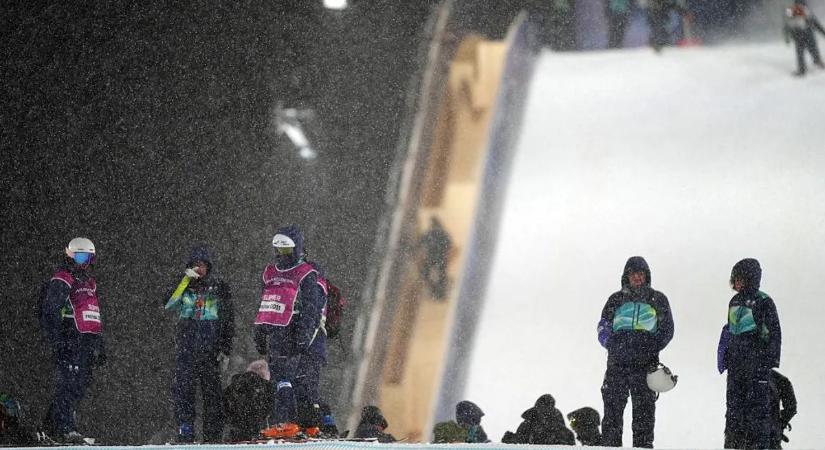 Későbbre halasztották a női szabadstílusú sízők big air döntőjét a téli olimpián