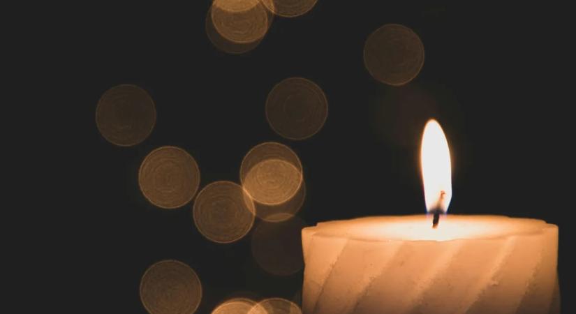 Borzalmas tragédia: holtan találtak rá egy idős férfire Szolnokon