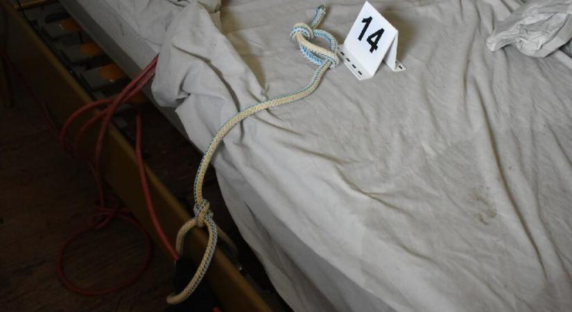 Csecsemőjével a karjában kért segítséget a férje elől menekülő, súlyosan bántalmazott nő Dunaföldváron