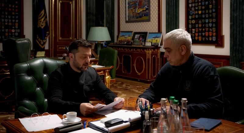 Ukrán elnök: Oroszország tömeges csapásra készül Ukrajna ellen (VIDEÓ)